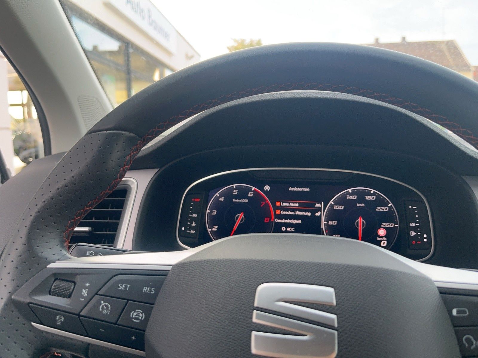 Fahrzeugabbildung SEAT Ateca 1.5 TSI FR DSG AHK FAP L elHK 360 GJR