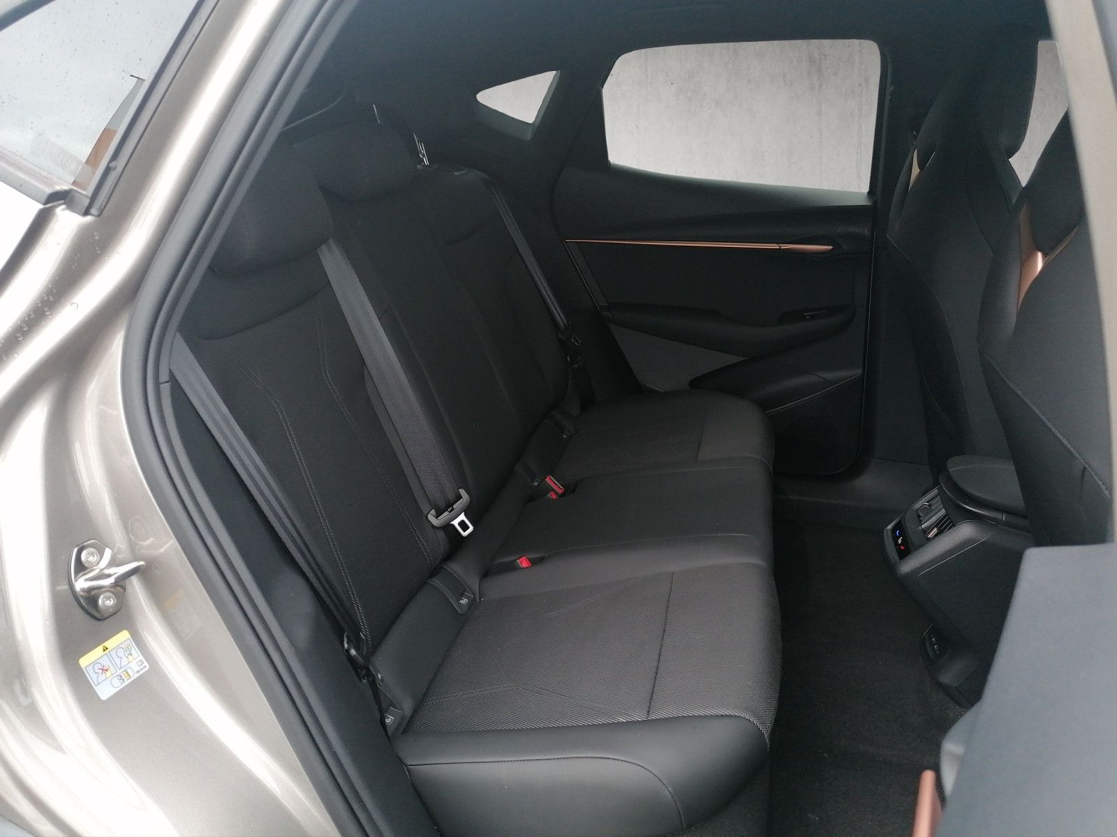 Fahrzeugabbildung CUPRA Tavascan 210 kW Wärmepumpe GJR