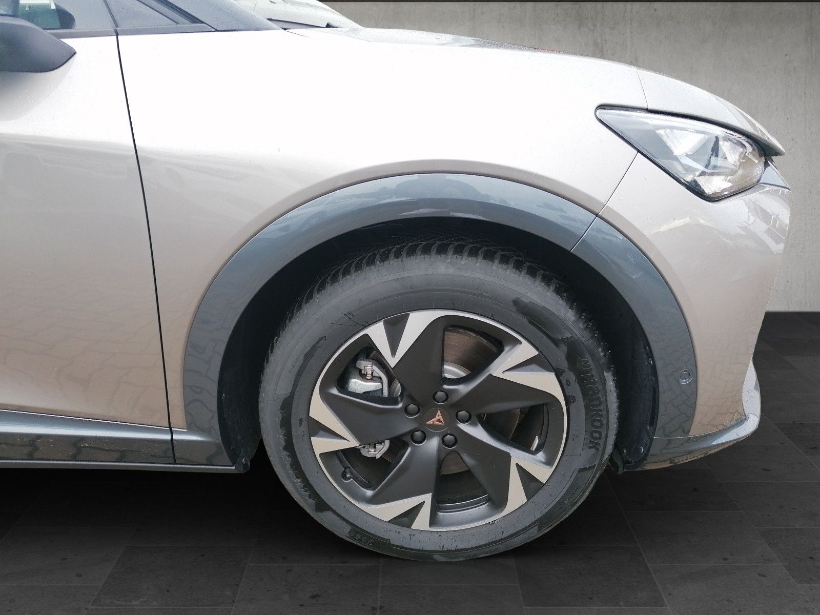 Fahrzeugabbildung CUPRA Tavascan 210 kW Wärmepumpe GJR