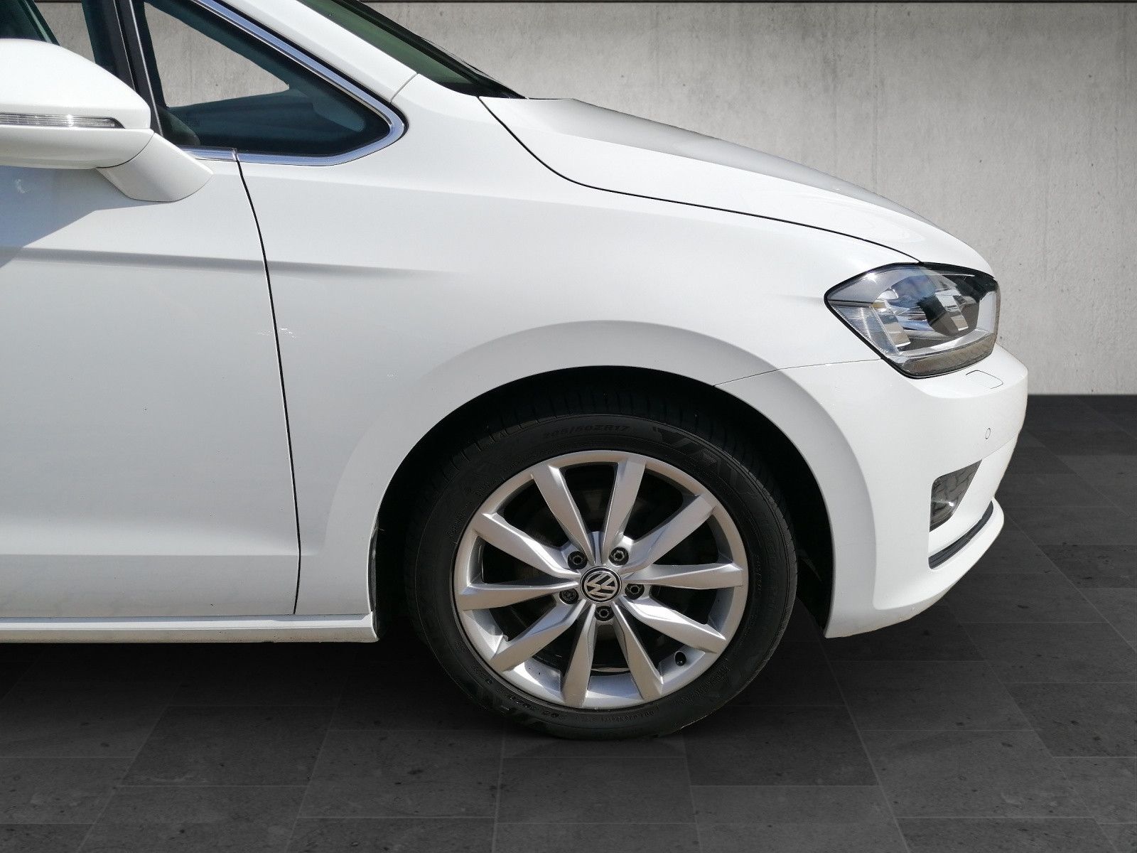 Fahrzeugabbildung Volkswagen Golf Sportsvan 1.4 TSI Highline