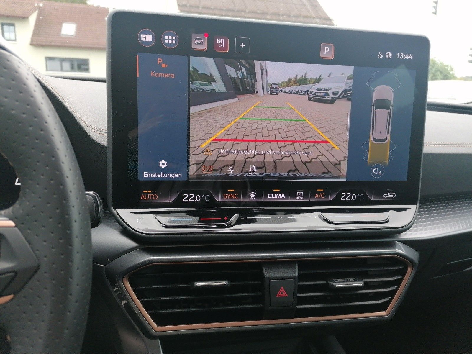 Fahrzeugabbildung CUPRA Leon Sportstourer 1.5 eTSI DSG AHK SENNHEISER