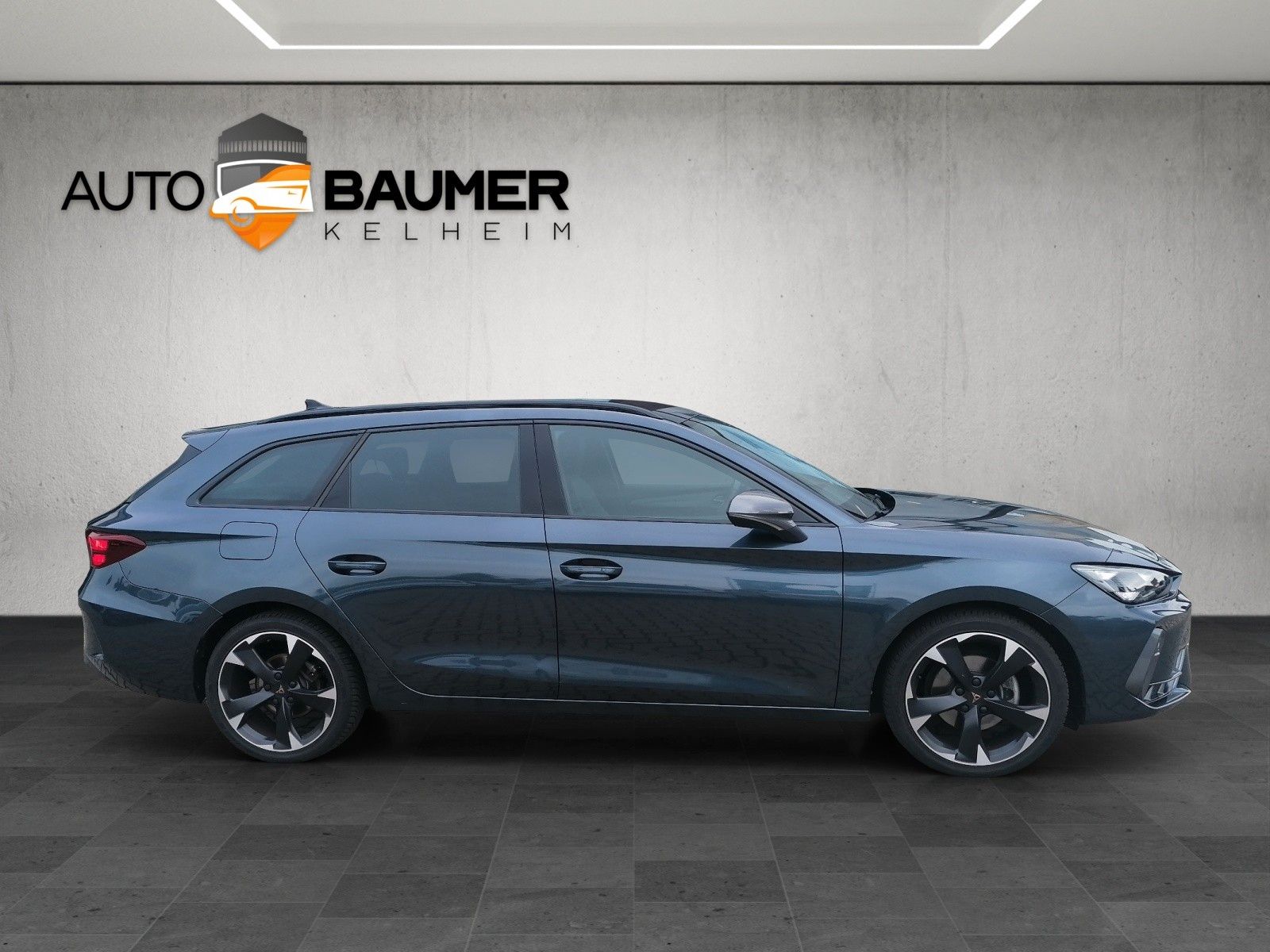 Fahrzeugabbildung CUPRA Leon Sportstourer 1.5 eTSI DSG AHK SENNHEISER