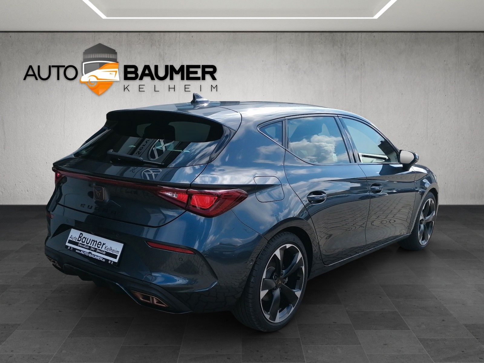 Fahrzeugabbildung CUPRA Leon 1.4 e-Hybrid DSG FAPXL FULL KAM