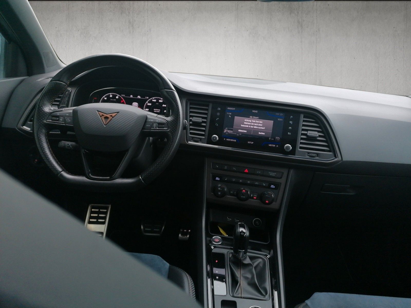 Fahrzeugabbildung CUPRA Ateca Limited Edition Akrapovic Carbon 4Drive