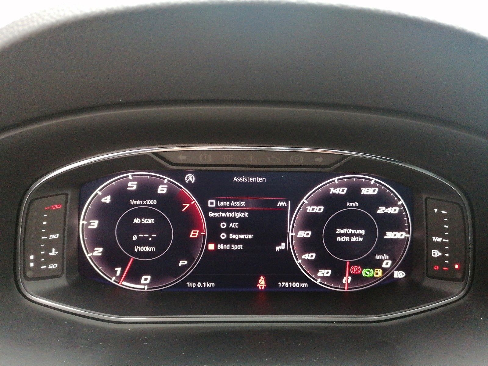 Fahrzeugabbildung CUPRA Ateca Limited Edition Akrapovic Carbon 4Drive