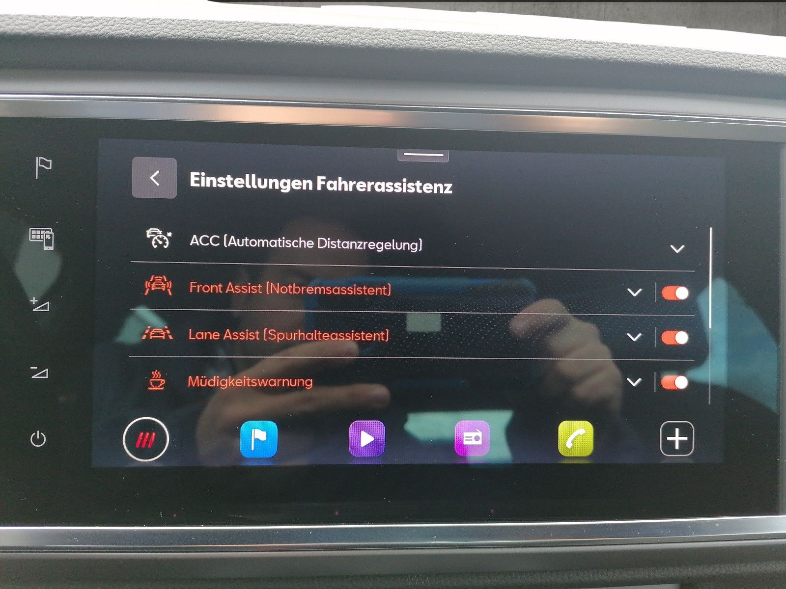 Fahrzeugabbildung SEAT Ateca 2.0 TDI FR DSG FAP XL elHK AHK