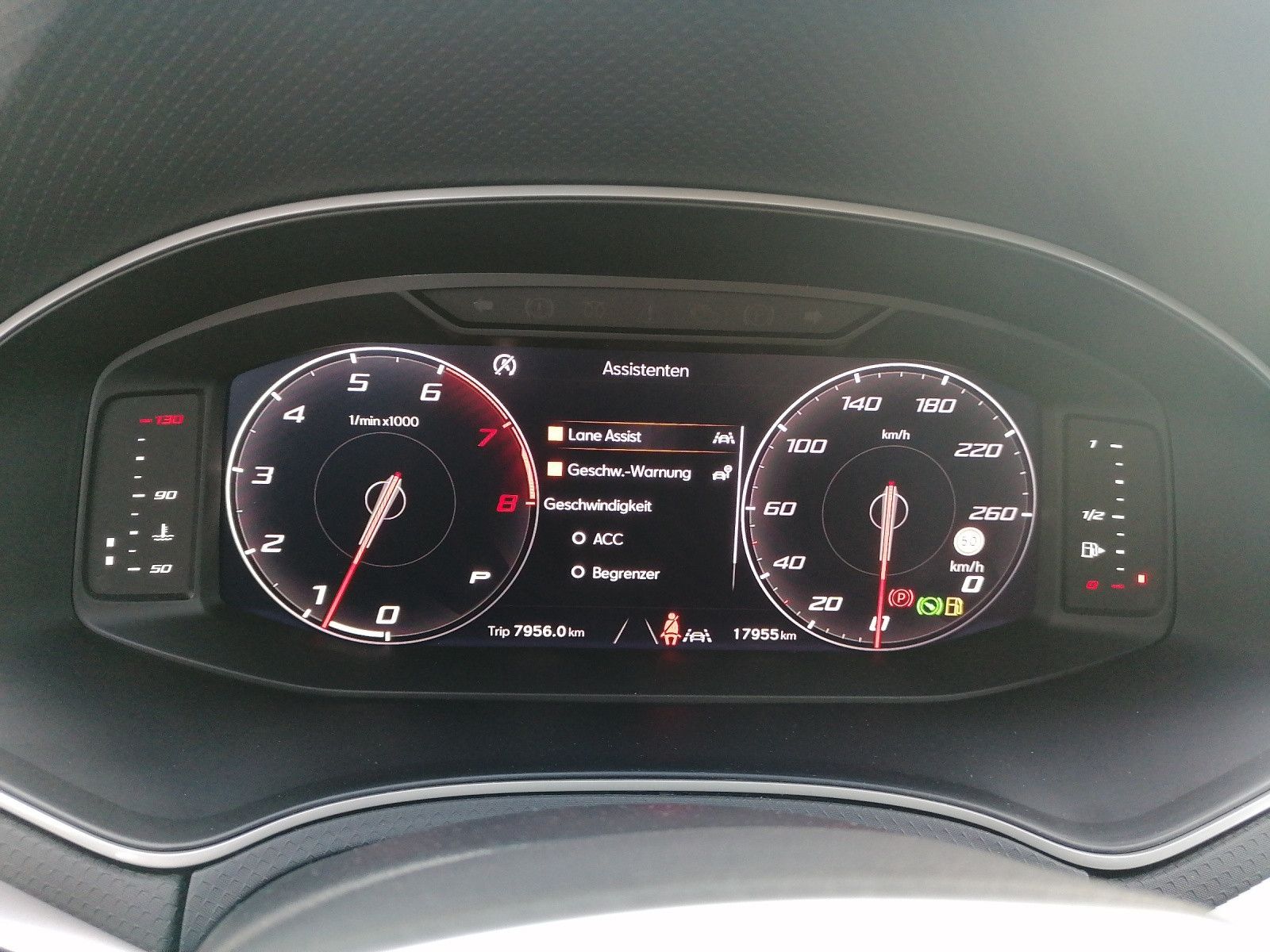 Fahrzeugabbildung SEAT Arona 1.5 TSI FR DSG GJR VC FAP XL