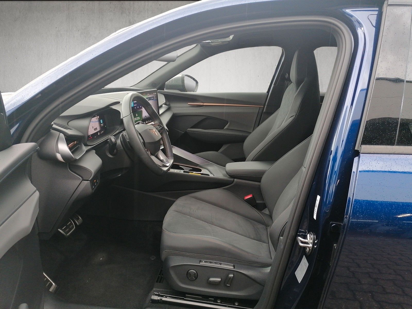 Fahrzeugabbildung CUPRA Terramar 1.5 eTSI DSG Dynamic Edge Digital Drive