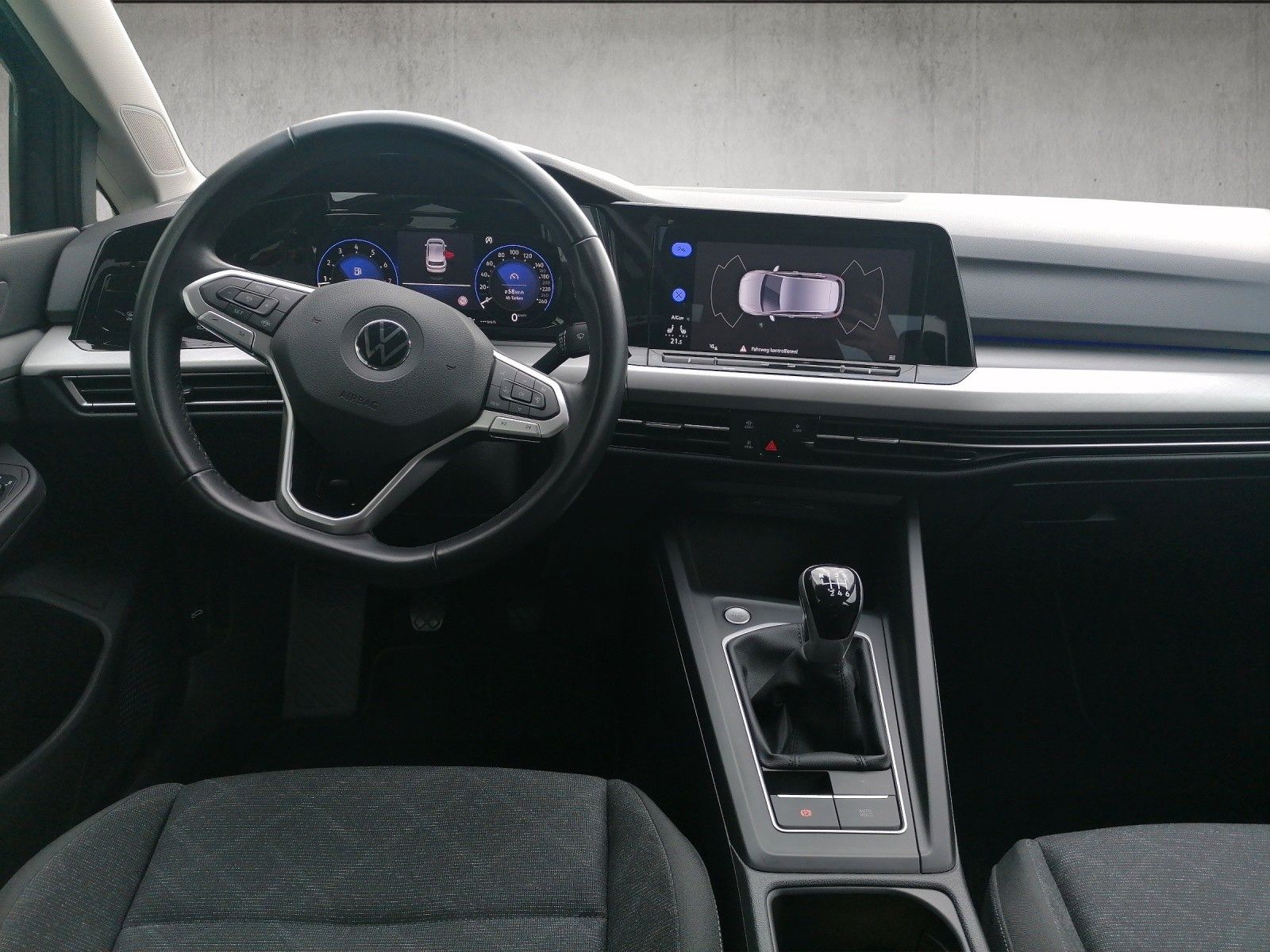 Fahrzeugabbildung Volkswagen Golf 1.5 TSI Life ACC NAVI APP CONNECT