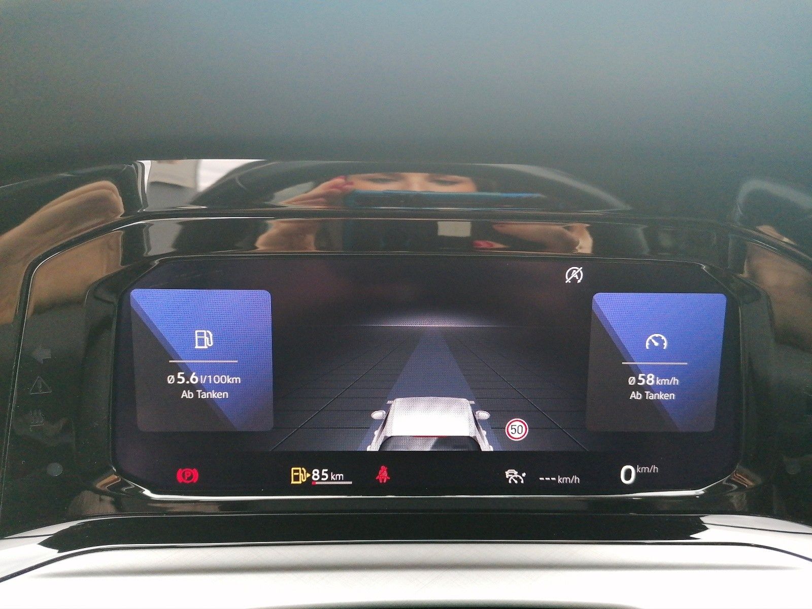 Fahrzeugabbildung Volkswagen Golf 1.5 TSI Life ACC NAVI APP CONNECT