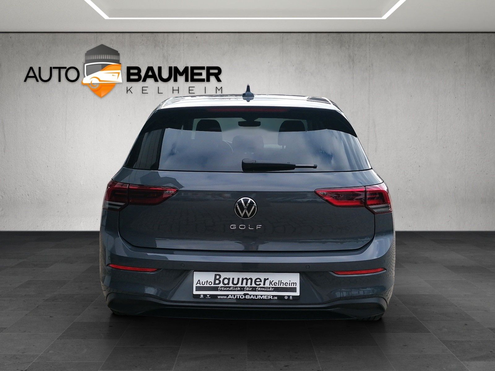 Fahrzeugabbildung Volkswagen Golf 1.5 TSI Life ACC NAVI APP CONNECT