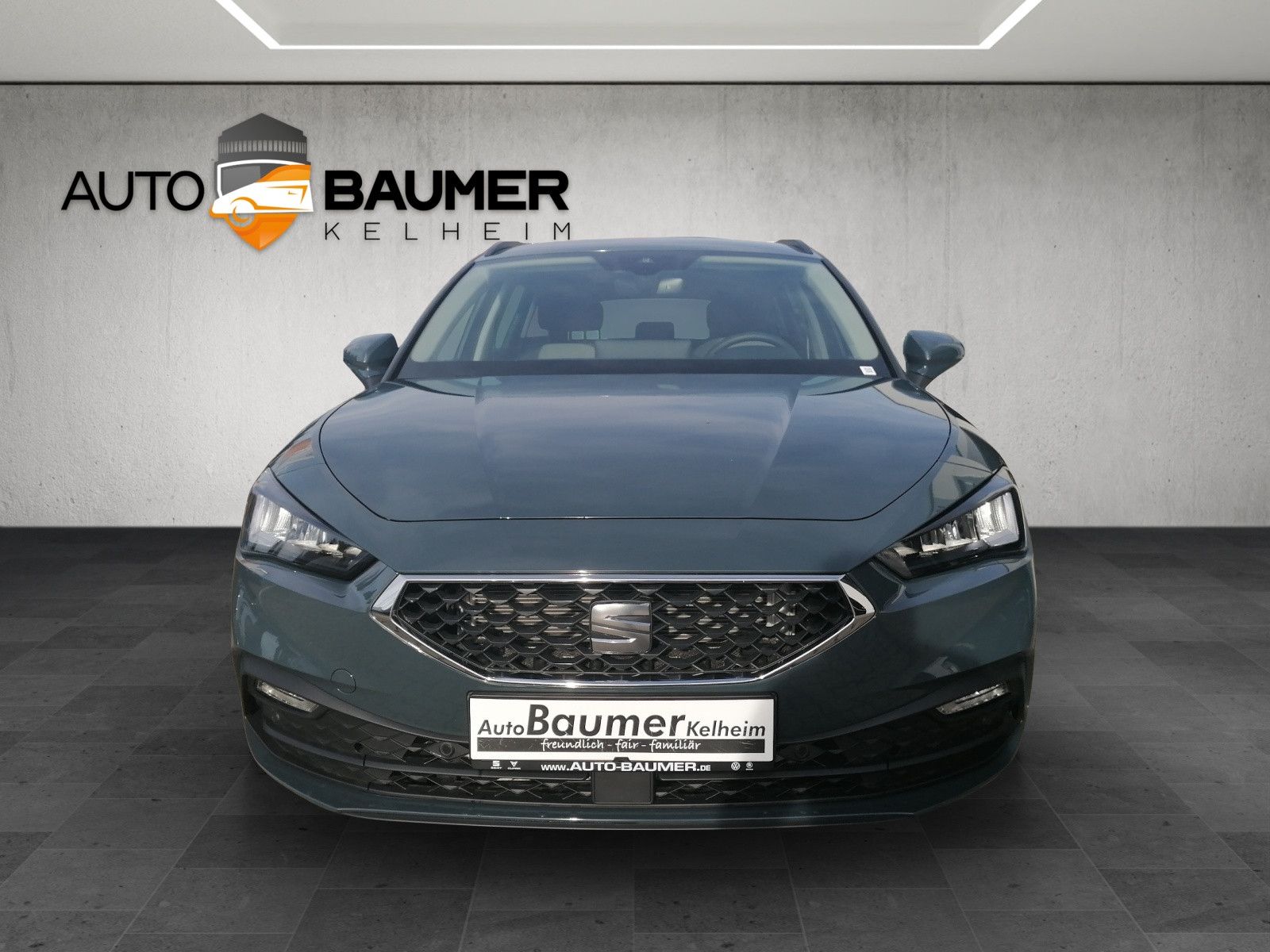 Fahrzeugabbildung SEAT Leon Sportstourer 1.5 eTSI DSG Road Edition