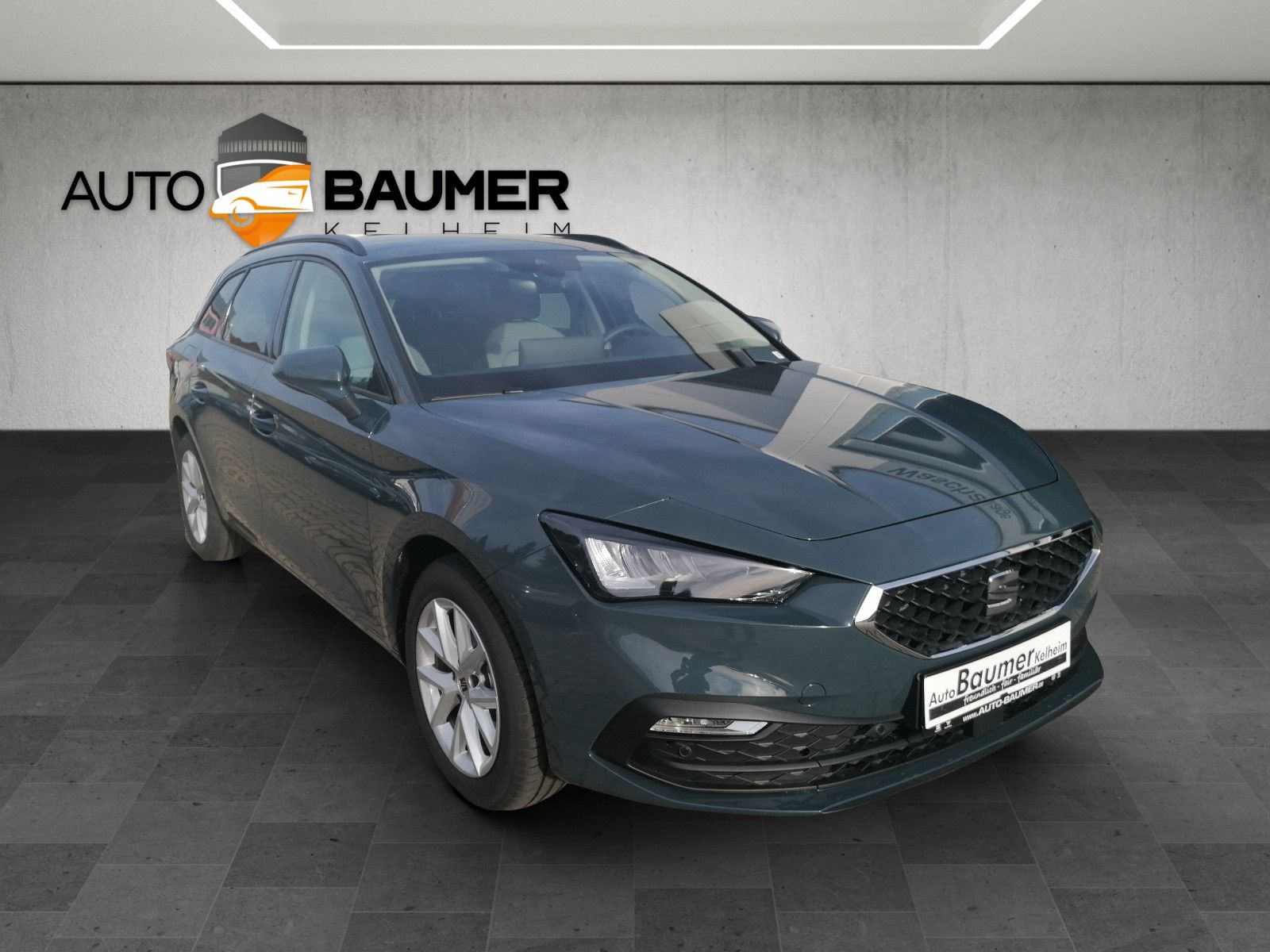 Fahrzeugabbildung SEAT Leon Sportstourer 1.5 eTSI DSG Road Edition