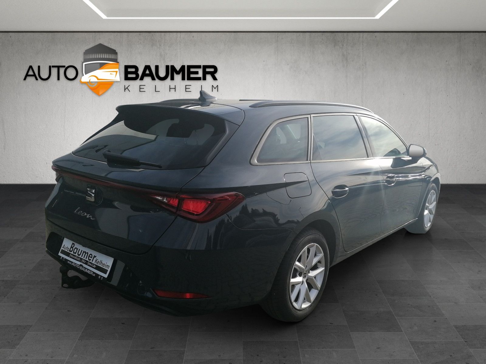Fahrzeugabbildung SEAT Leon Sportstourer 1.5 eTSI DSG Road Edition