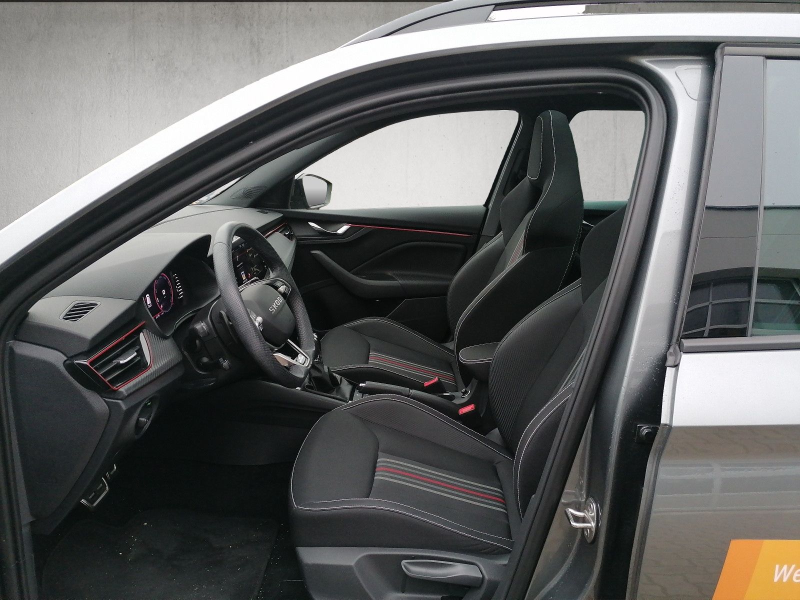 Fahrzeugabbildung SKODA Kamiq 1.5 TSI DSG Monte Carlo AHK beh WSS 5J GAR