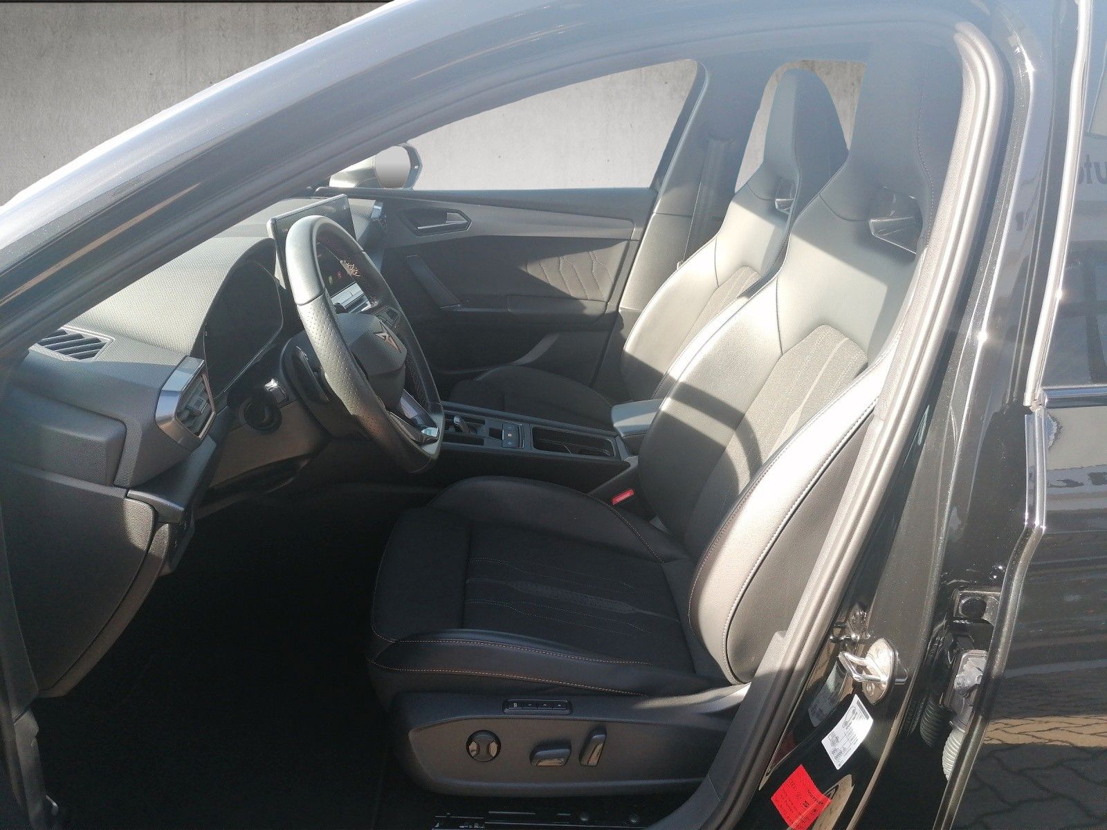 Fahrzeugabbildung CUPRA Leon 2.0 TSI DSG FAP XL el.Sitz