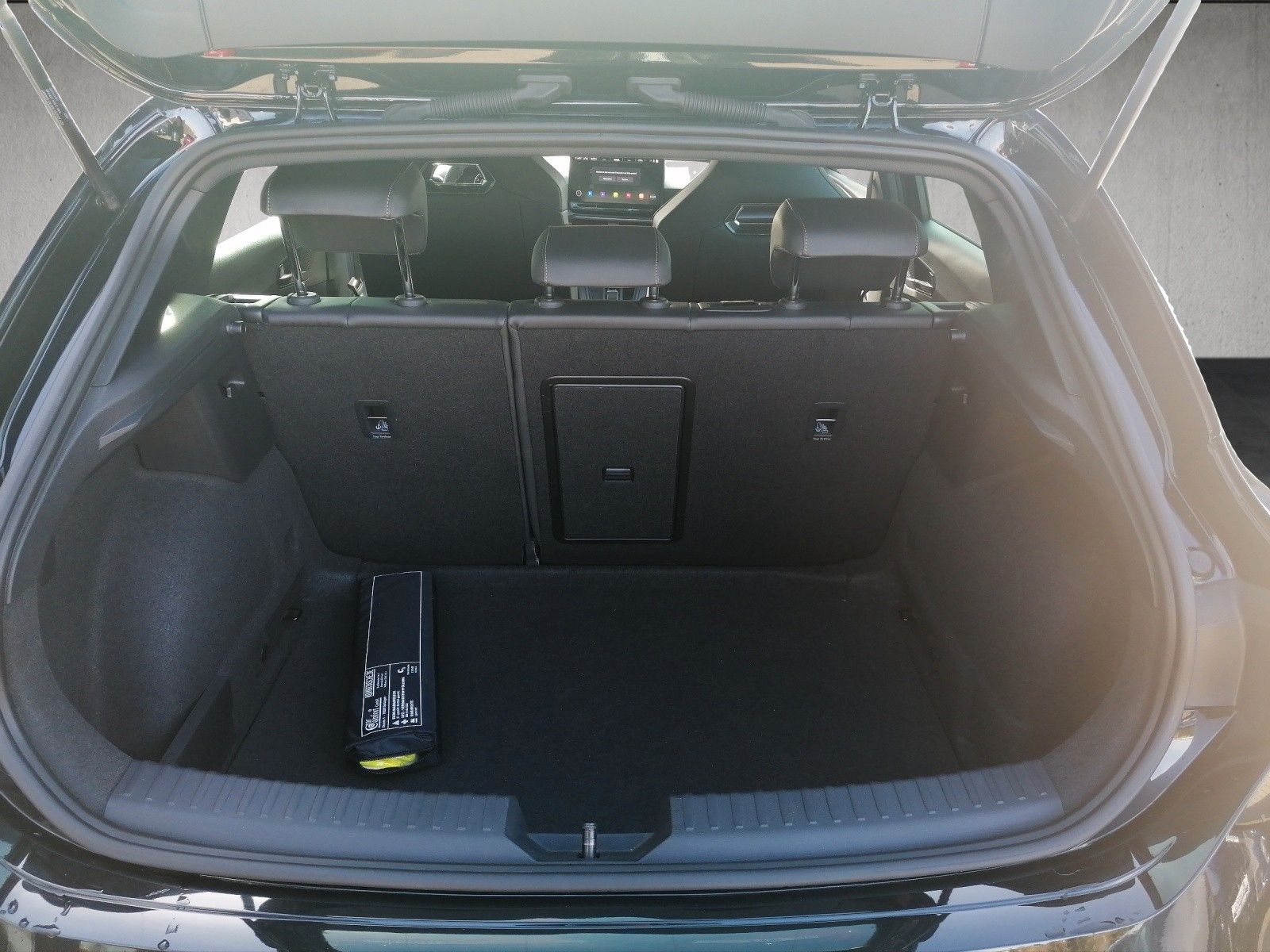 Fahrzeugabbildung CUPRA Leon 2.0 TSI DSG FAP XL el.Sitz