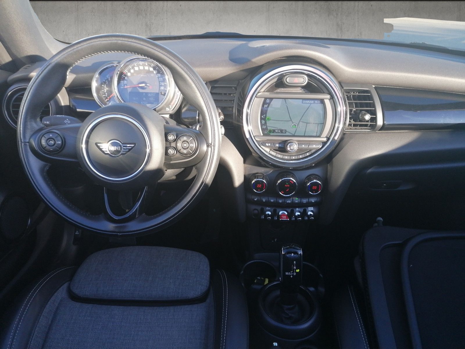 Fahrzeugabbildung MINI Cooper Cabrio CHILI NAVI LED GRA