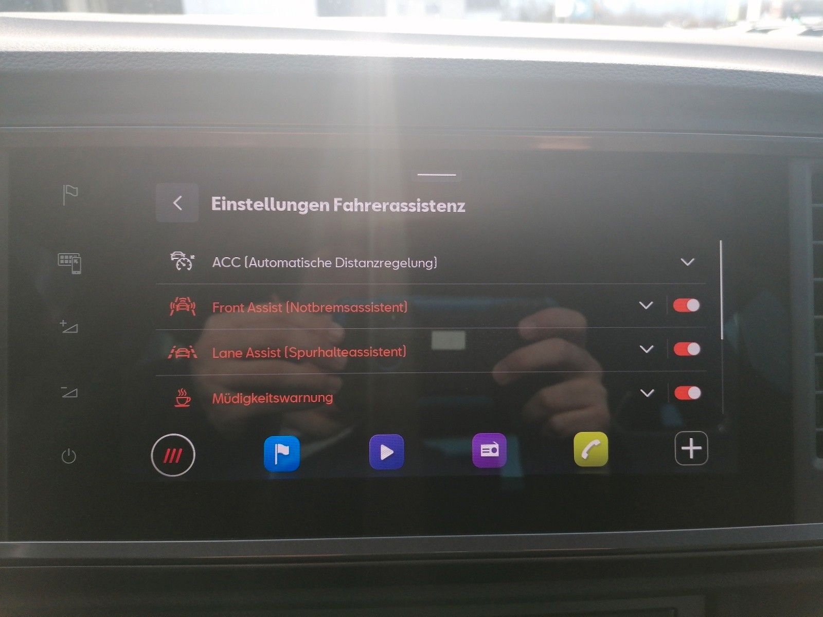 Fahrzeugabbildung CUPRA Ateca 2.0 TSI DSG AHK CUPRA PLUS elHK