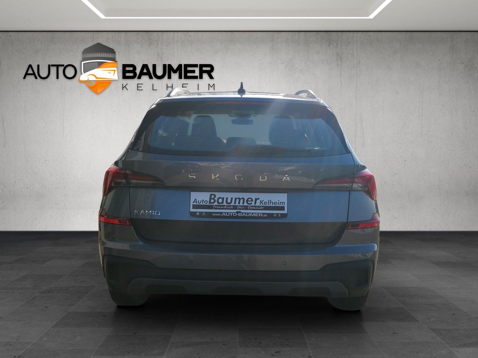 Fahrzeugabbildung SKODA Kamiq 1.5 Selection DSG FAP Plus Kessy bhz Front