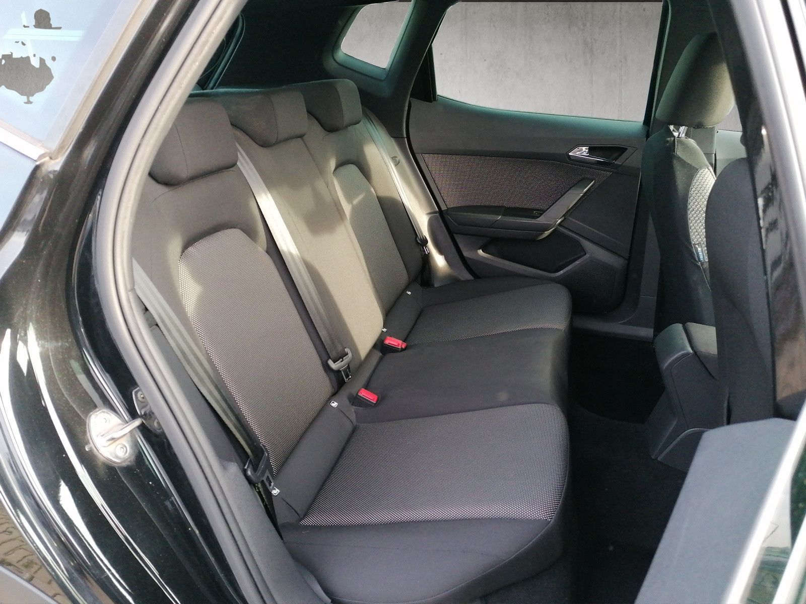 Fahrzeugabbildung SEAT Arona 1.0 TSI Xcellence Totwinkel Navi AHK LED