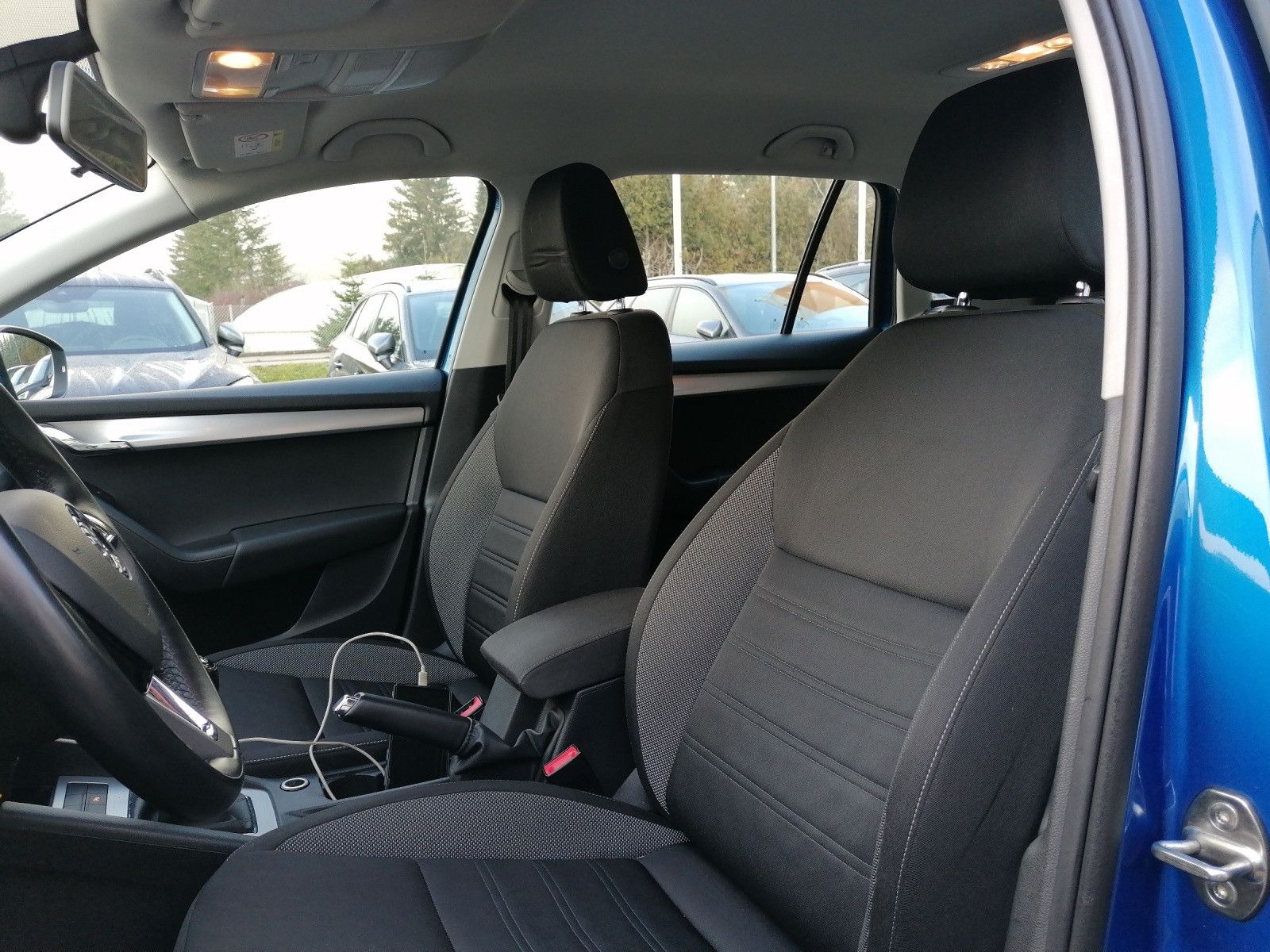 Fahrzeugabbildung SKODA Octavia Combi 1.4 TSI Ambition Smart Link AHK