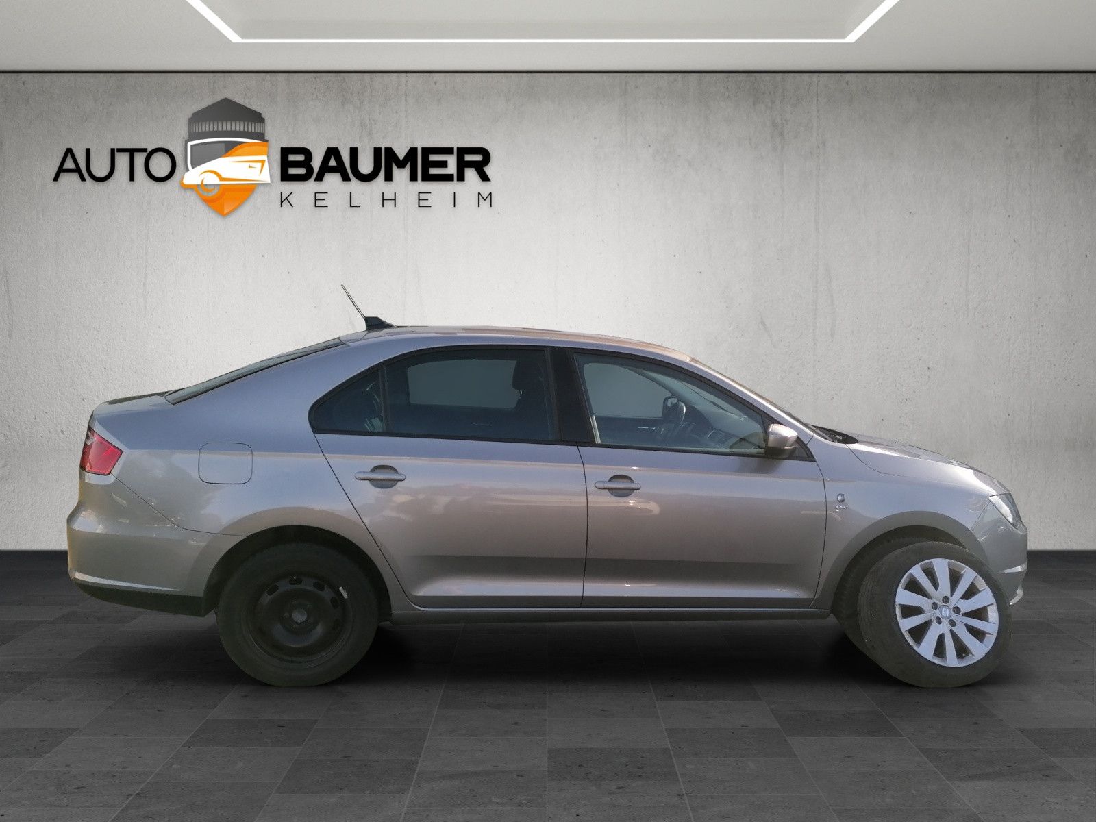 Fahrzeugabbildung SEAT Toledo 1.2 TSI Style SHZ PDC hi NAVI GRA