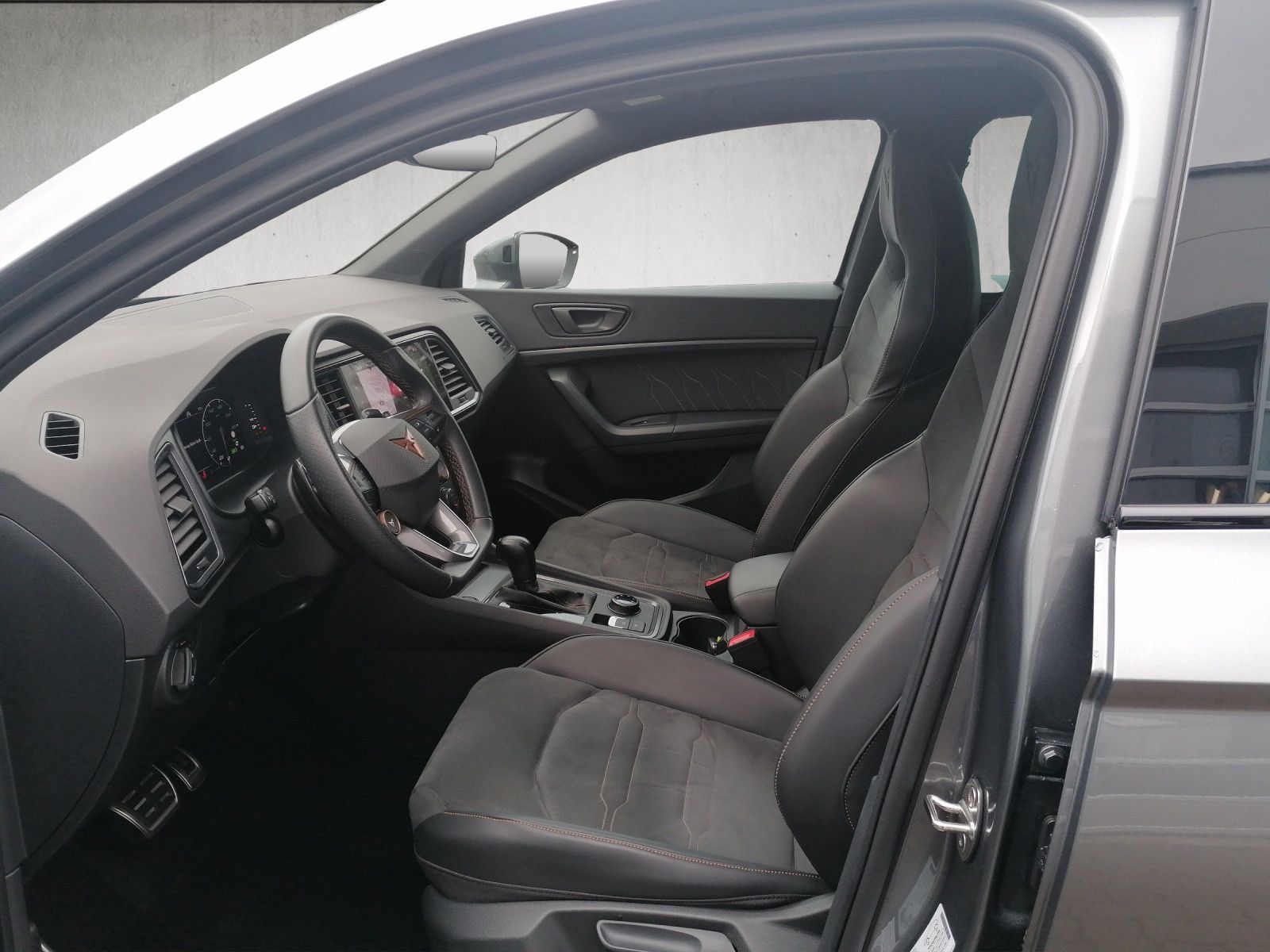 Fahrzeugabbildung CUPRA Ateca 2.0 TSI VZ 4Drive bhz FS elHK 360