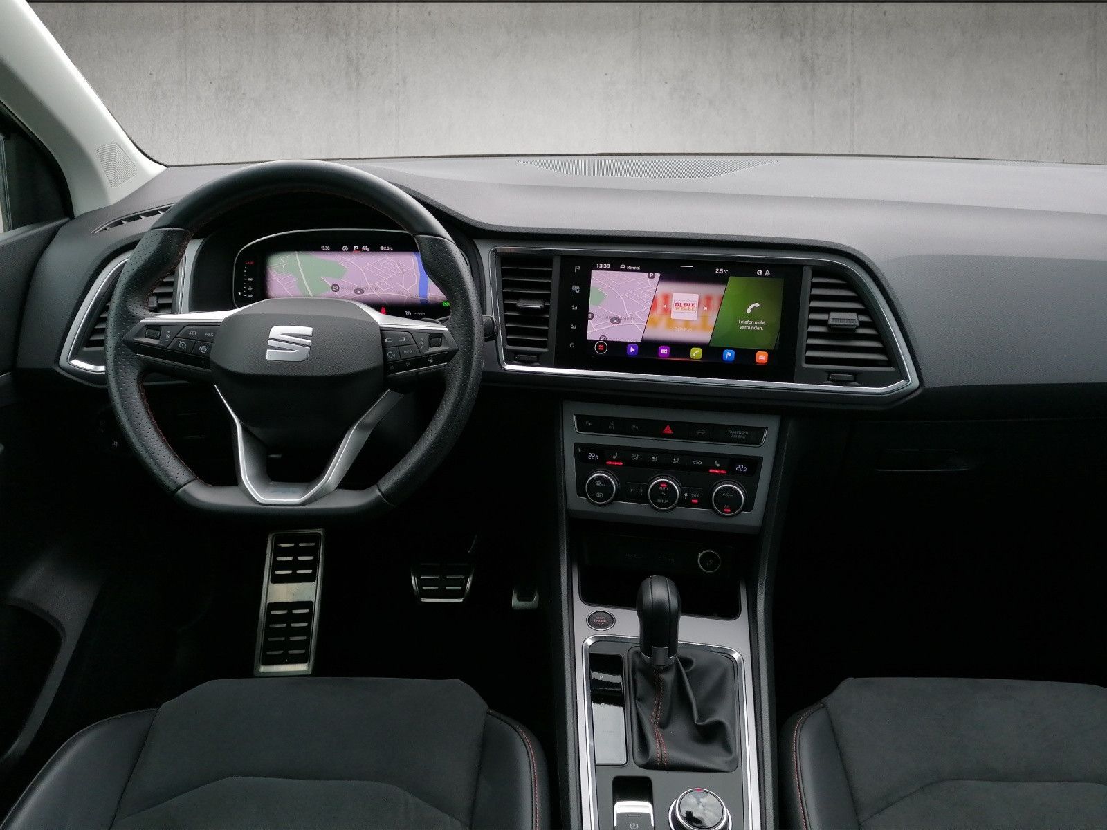 Fahrzeugabbildung SEAT Ateca 1.5 TSI FR elHK VC ALCANTARA