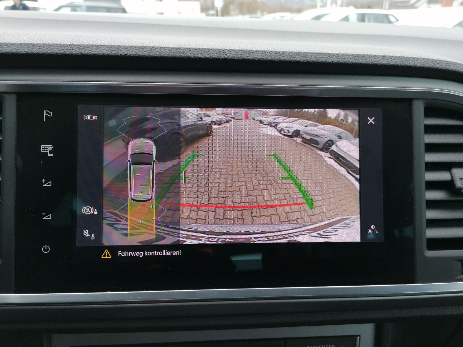 Fahrzeugabbildung SEAT Ateca 1.5 TSI FR elHK VC ALCANTARA