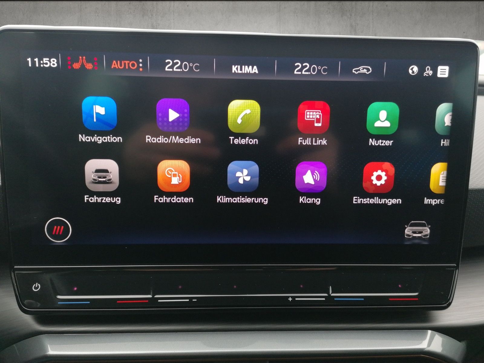 Fahrzeugabbildung CUPRA Leon Sportstourer 2.0 TSI DSG VZ 5JGAR FAP XL