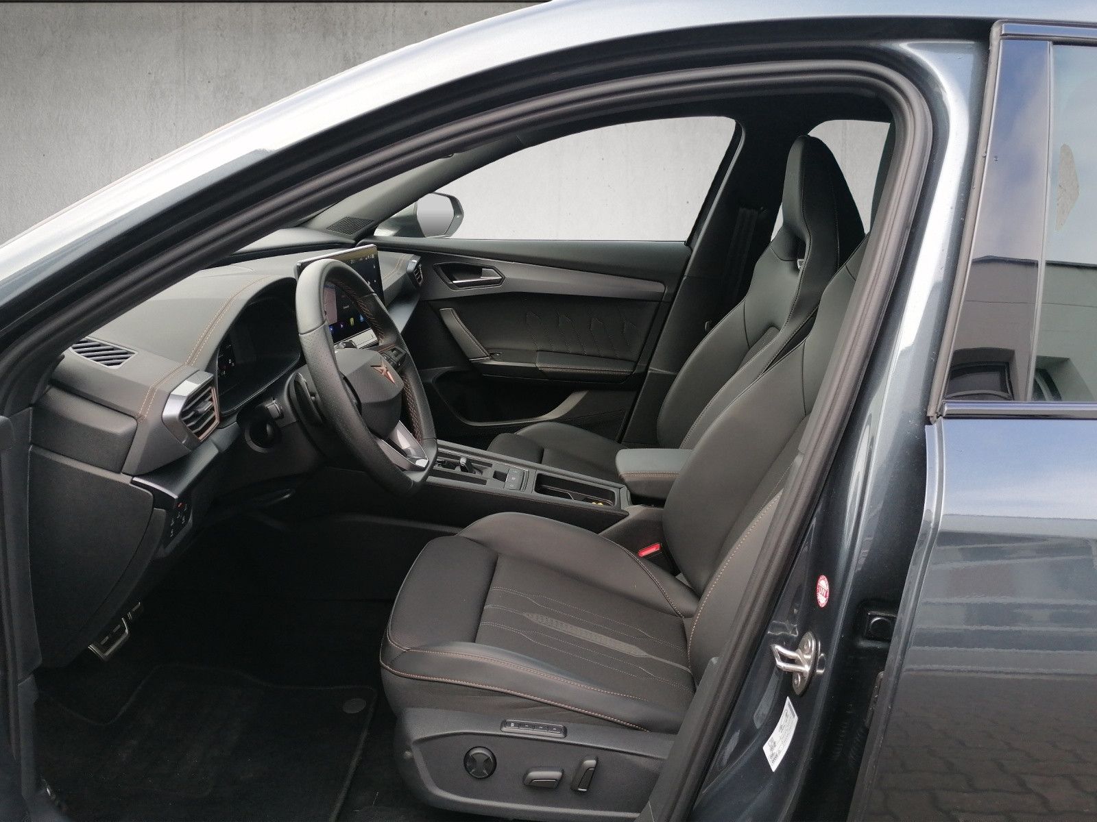 Fahrzeugabbildung CUPRA Formentor 1.4 VZ e-Hybrid AHK MATRIX elHK