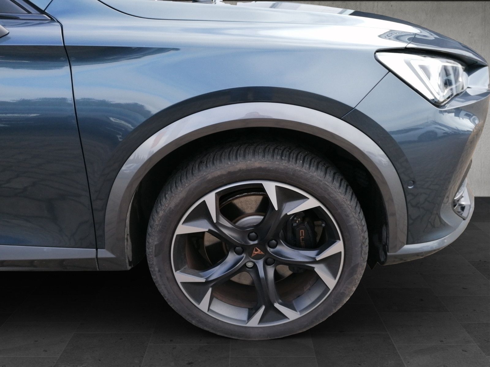 Fahrzeugabbildung CUPRA Formentor 1.4 VZ e-Hybrid AHK MATRIX elHK