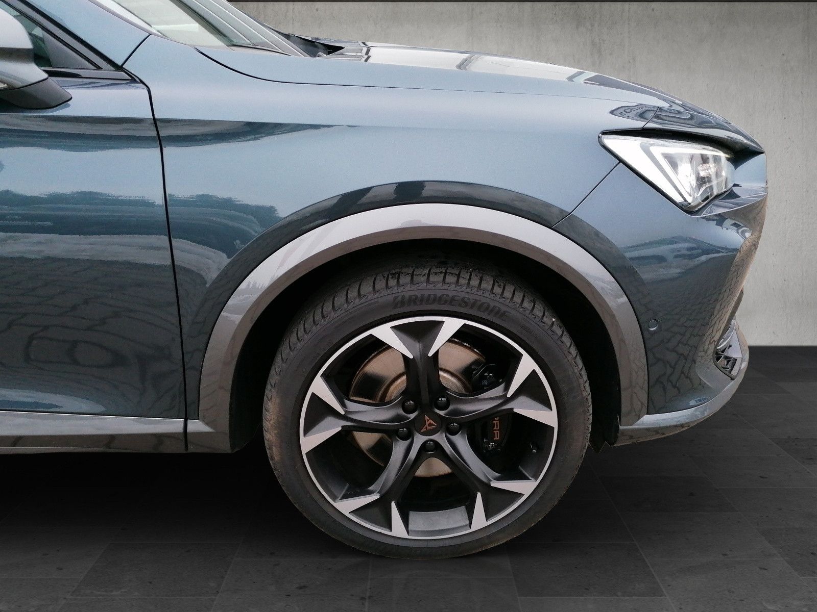 Fahrzeugabbildung CUPRA Formentor 1.4 VZ e-Hybrid AHK Matrix elHK