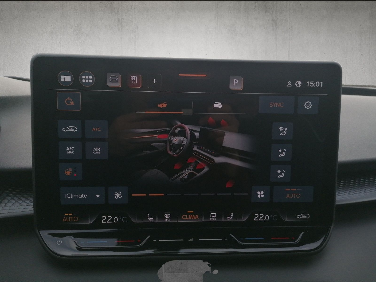 Fahrzeugabbildung CUPRA Terramar 1.5 eTSI DSG Dynamic Performance Digita
