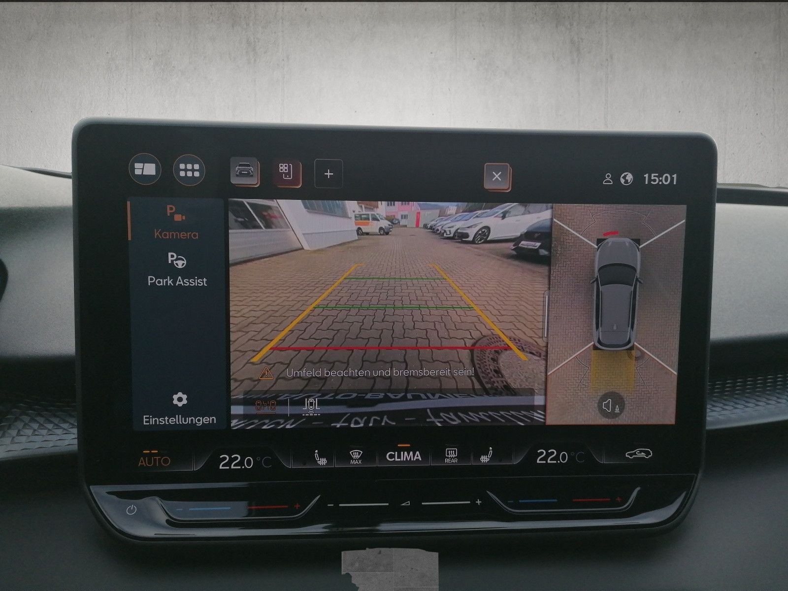 Fahrzeugabbildung CUPRA Terramar 1.5 eTSI DSG Dynamic Performance Digita