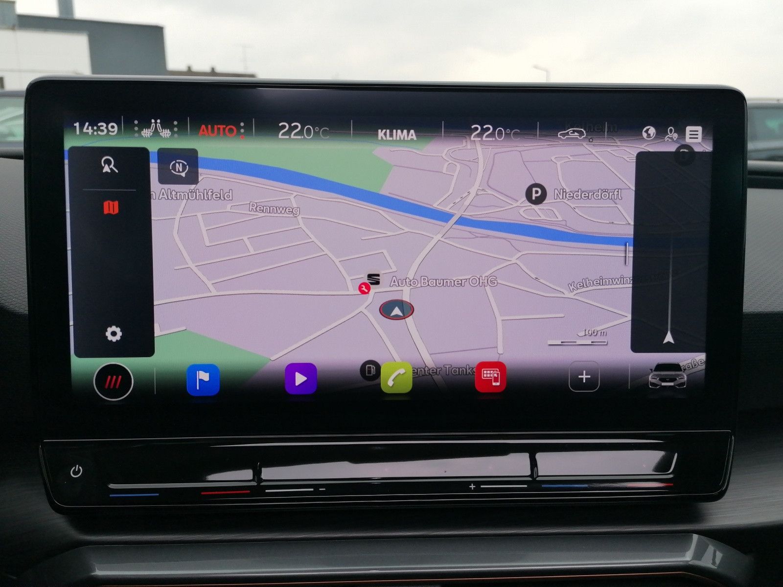 Fahrzeugabbildung CUPRA Leon Sportstourer 2.0 TSI VZ DSG DCC BEATS MATRI