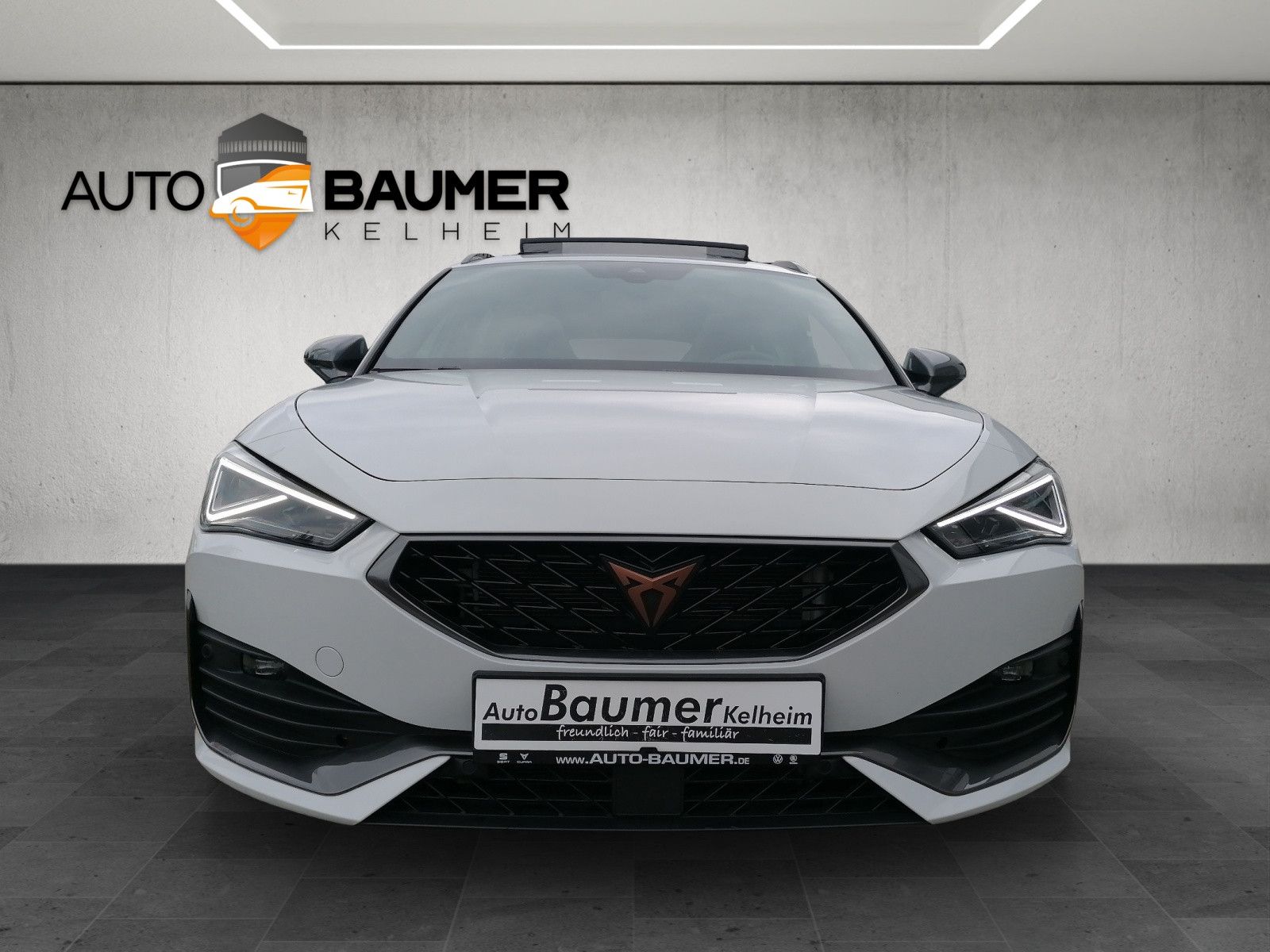 Fahrzeugabbildung CUPRA Leon Sportstourer 2.0 TSI VZ DSG DCC BEATS MATRI