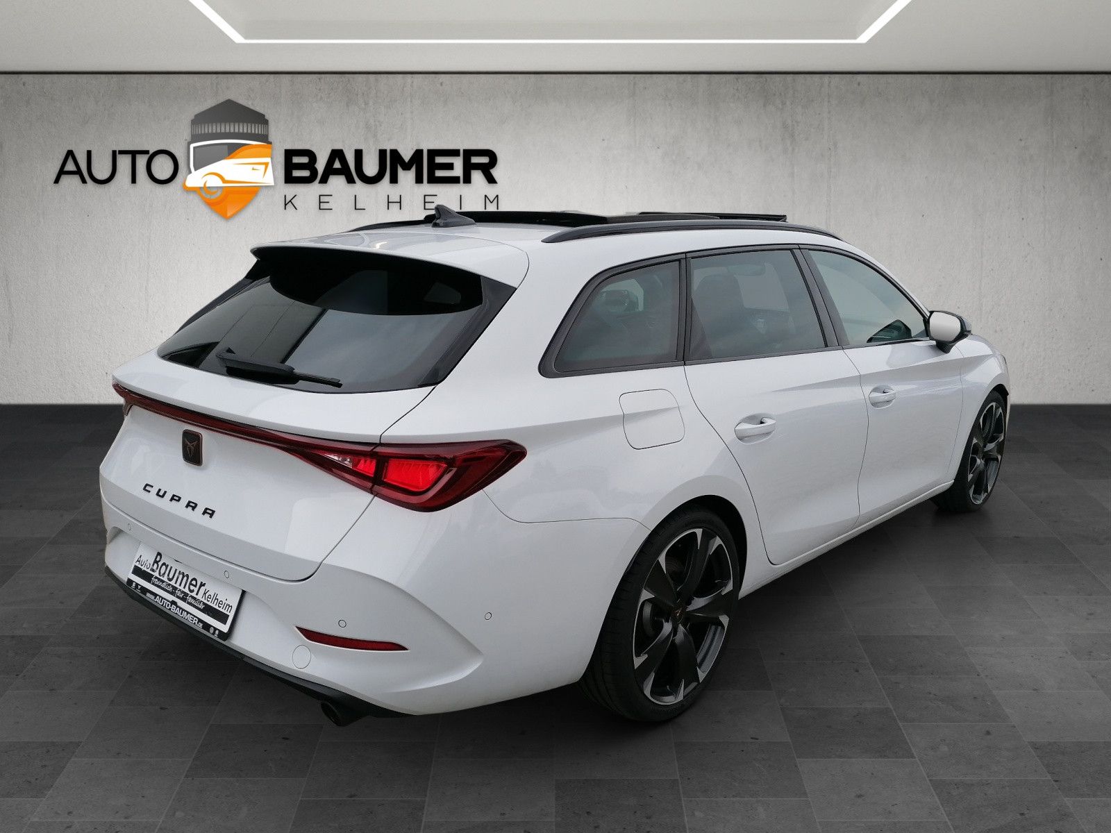 Fahrzeugabbildung CUPRA Leon Sportstourer 2.0 TSI VZ DSG DCC BEATS MATRI