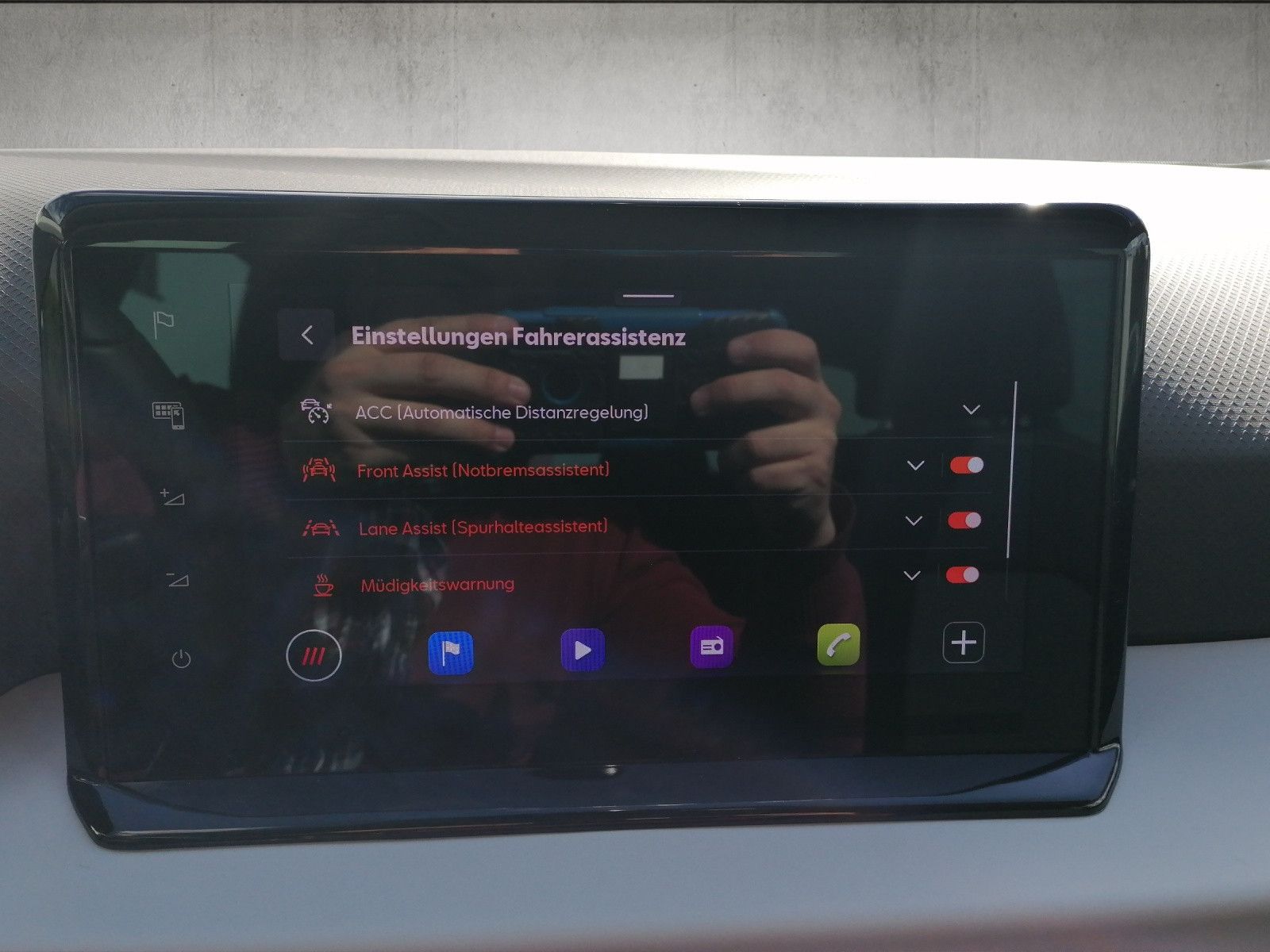 Fahrzeugabbildung SEAT Arona 1.0 TSI Style KAM ACC NAVI FULL LINK