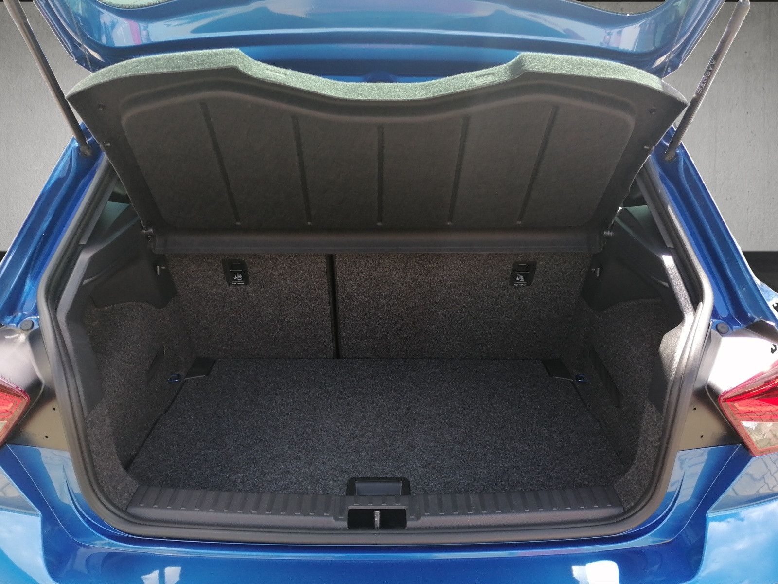 Fahrzeugabbildung SEAT Ibiza 1.0 TSI Xcellence GJR XL KAM VC ACC NAVI