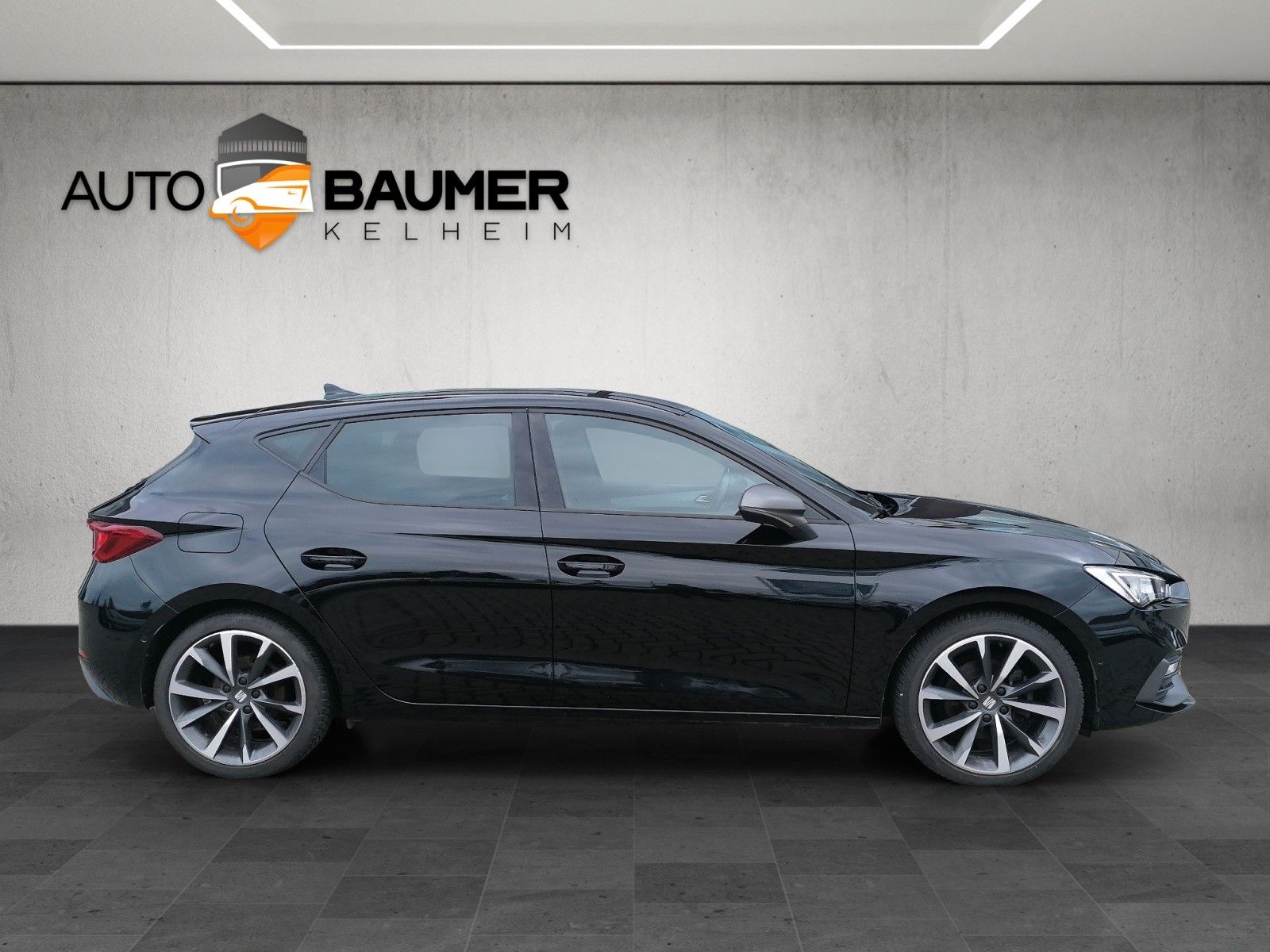 Fahrzeugabbildung SEAT Leon 2.0 TDI FR DSG KESSY FAP L KAM STANDHZG ACC