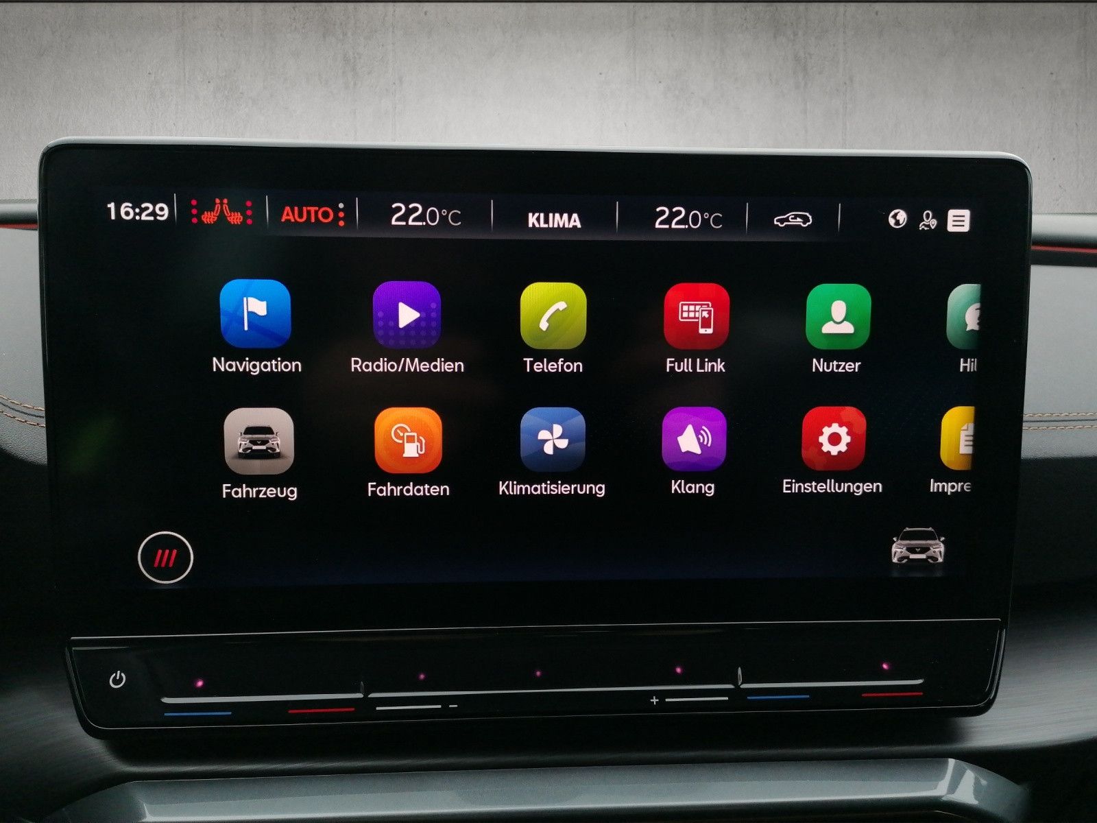 Fahrzeugabbildung CUPRA Formentor 1.5 TSI DSG 5J Gar 360 elekt Heck BEAT