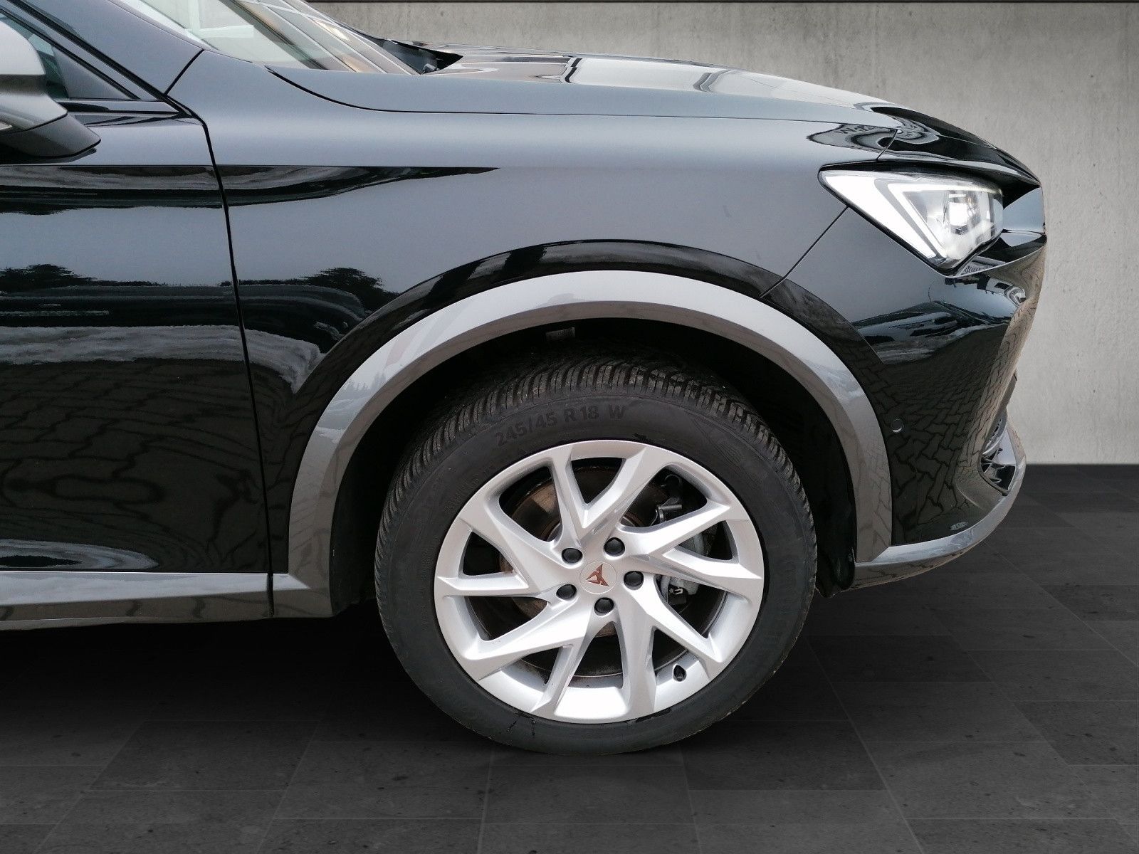 Fahrzeugabbildung CUPRA Formentor 1.5 TSI DSG 5J Gar 360 elekt Heck BEAT