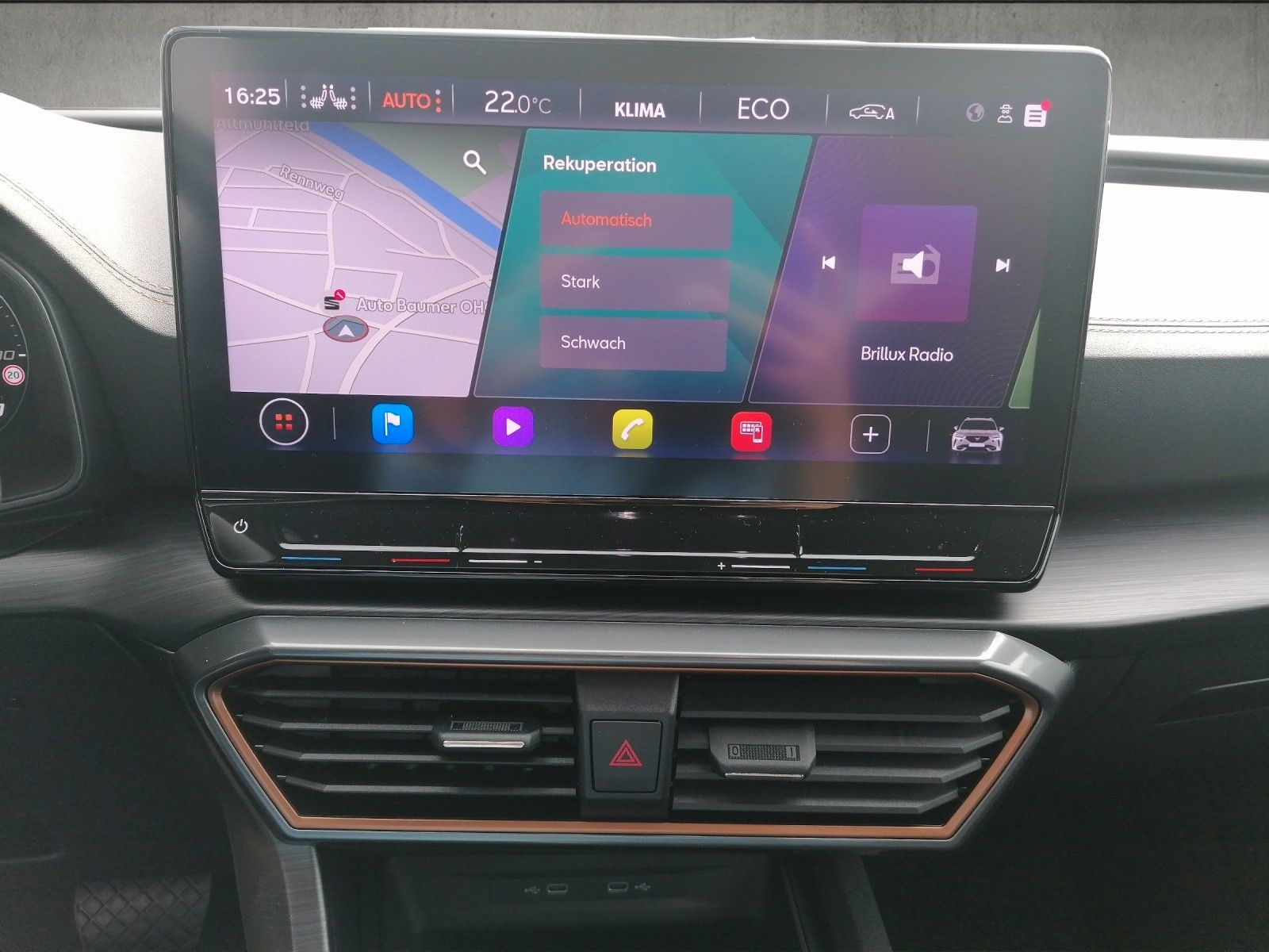 Fahrzeugabbildung CUPRA Formentor 1.4 e-Hybrid DSG AHK SMART AMB elHK