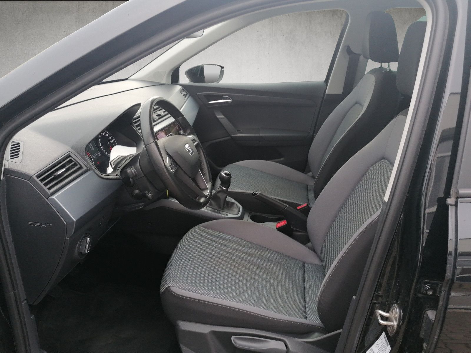 Fahrzeugabbildung SEAT Arona 1.0 TGI Style CNG ACC KAM BLIND SP NAVI