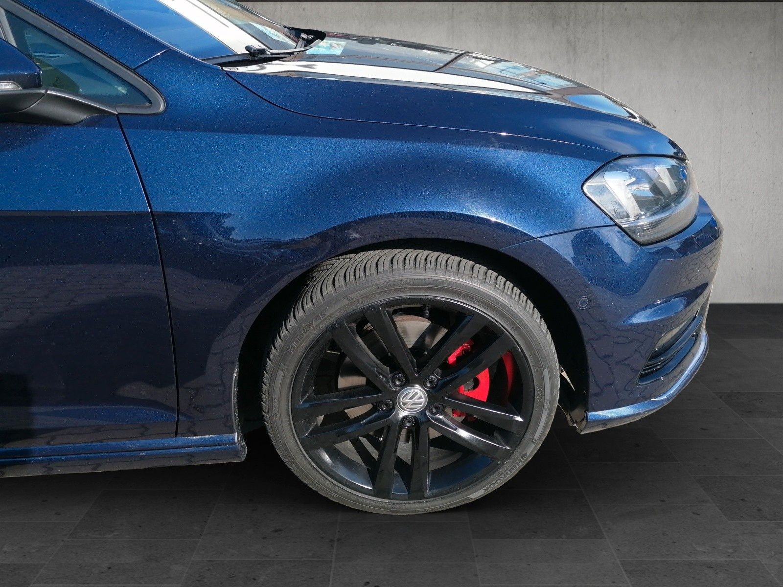 Fahrzeugabbildung Volkswagen Golf VII 1.4 TSI Highline R-Line DSG