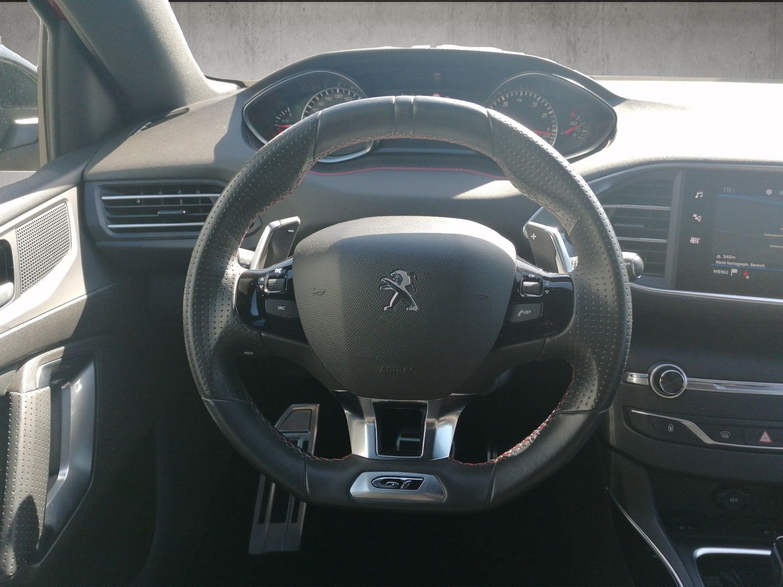 Fahrzeugabbildung Peugeot 308 SW GT 224PS AHK Safety Clever Alcantara