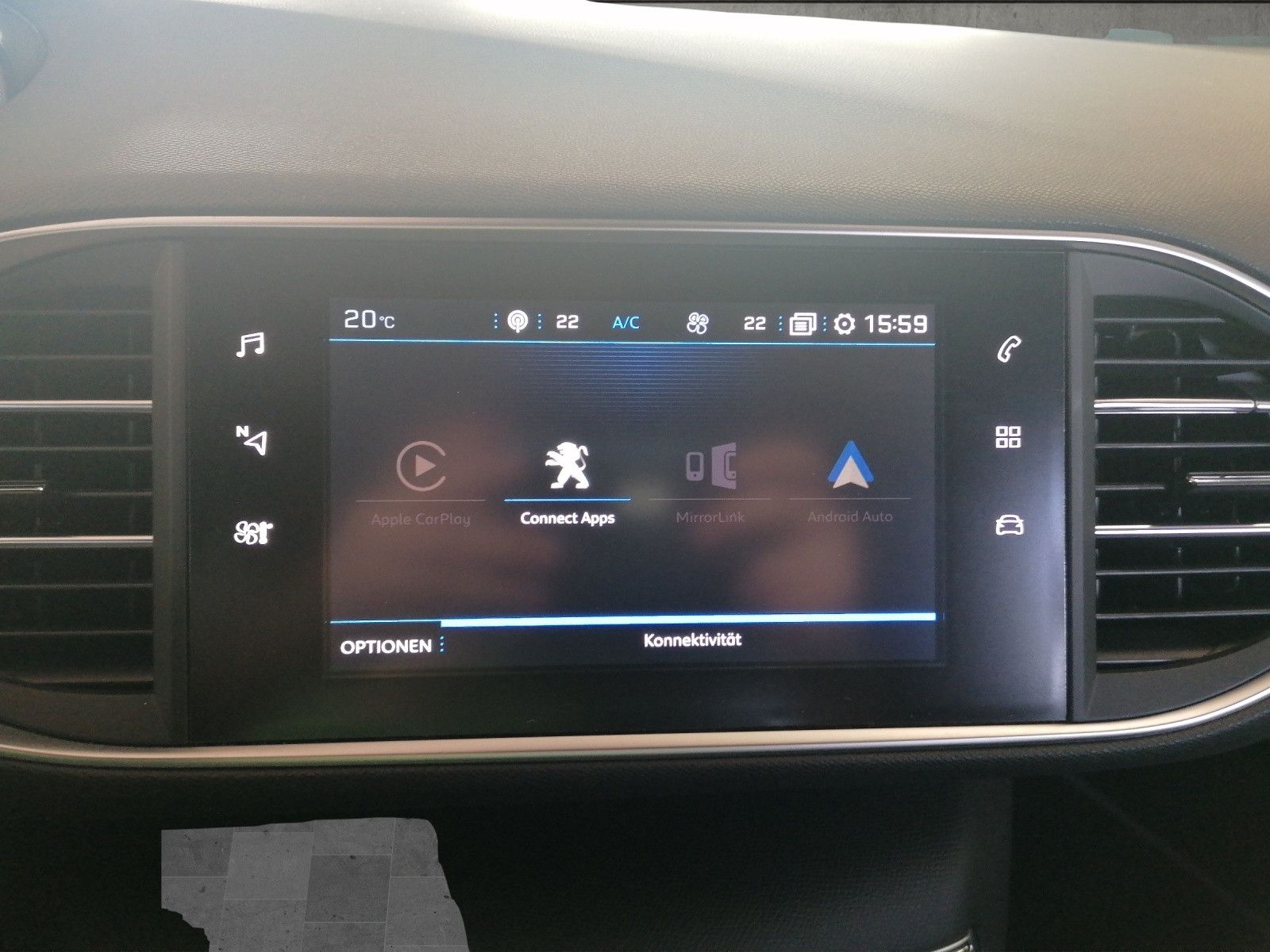Fahrzeugabbildung Peugeot 308 SW GT 224PS AHK Safety Clever Alcantara