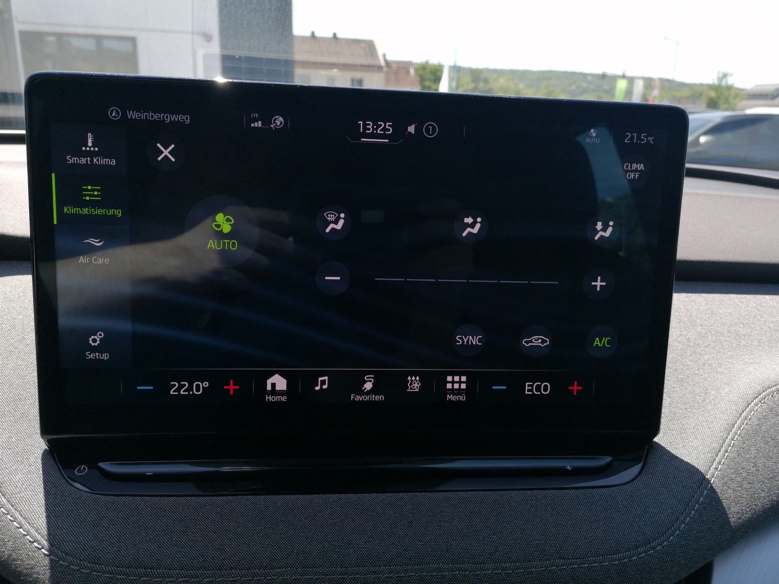 Fahrzeugabbildung SKODA Enyaq 50 Loft NAVI KAM PDC GRA CCS FOD: ACC mögl